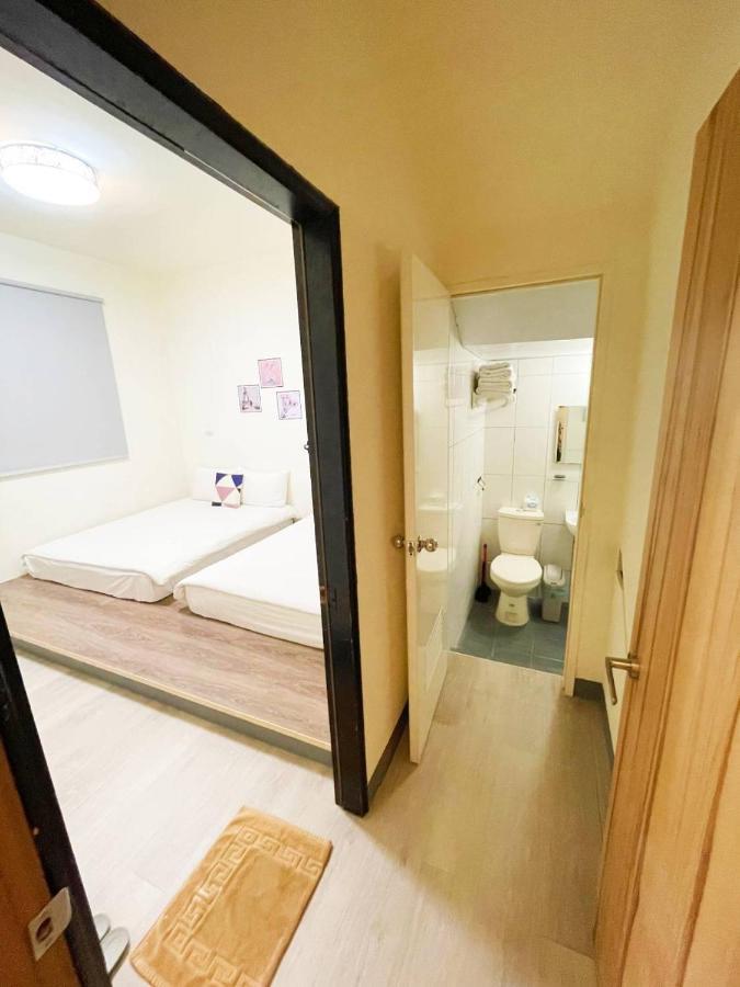 Fengjia AS House Apartment Taichung Bagian luar foto