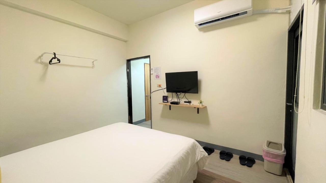 Fengjia AS House Apartment Taichung Bagian luar foto