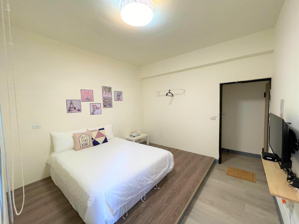 Fengjia AS House Apartment Taichung Bagian luar foto