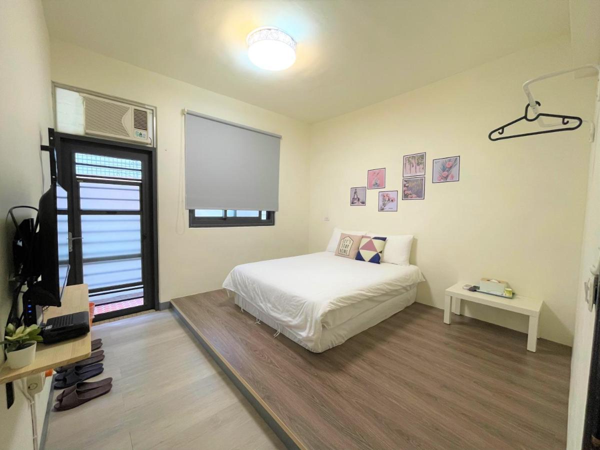 Fengjia AS House Apartment Taichung Bagian luar foto